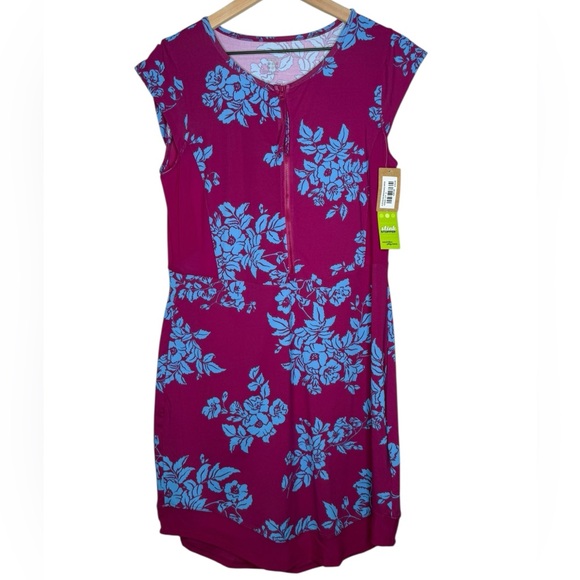 NEW Title Nine Sunbuster Rashguard Dress Magenta Floral Cap Sleeve UPF 50 Sz‎ M - Picture 2 of 10